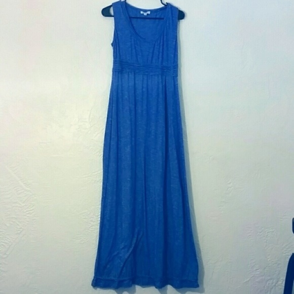 Max Studio Dresses & Skirts - Max Studio blue maxi dress